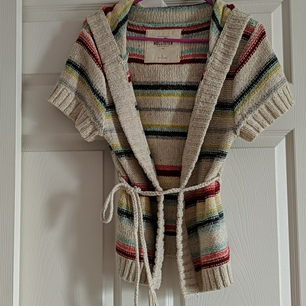 Striped short sleeved sweater wrap w/ tie & hoodie